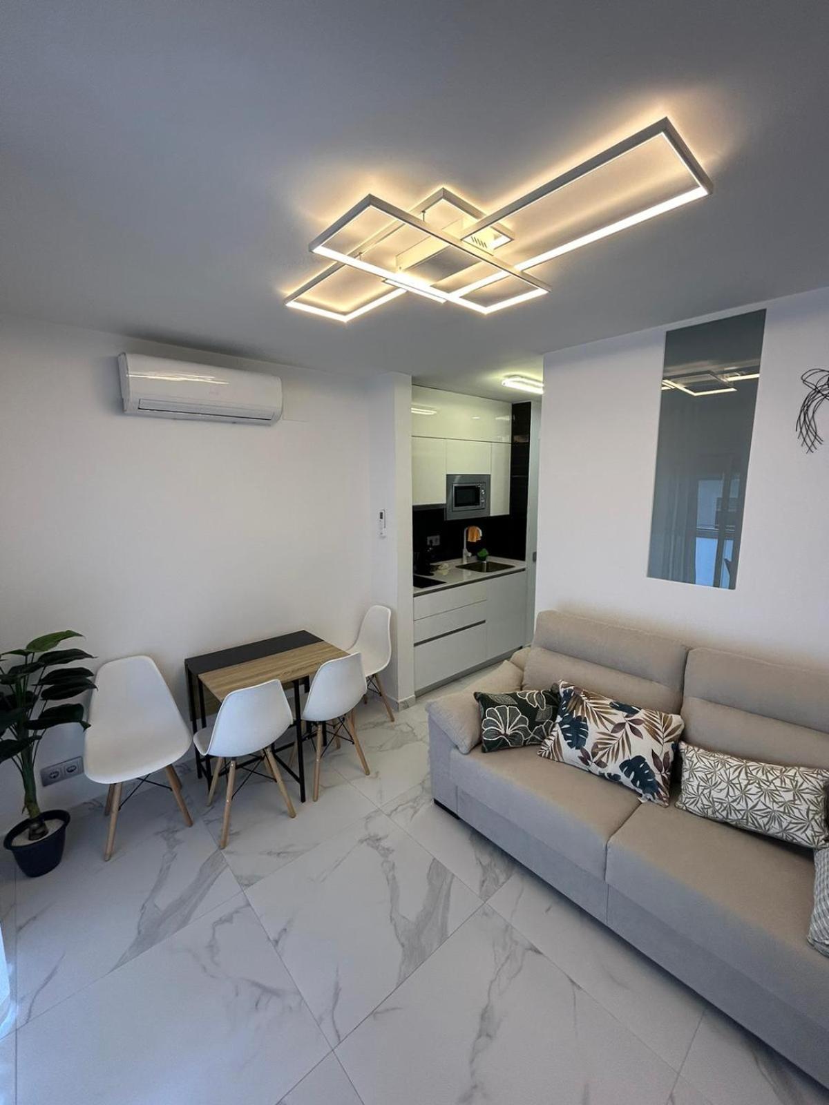 Apartamentos Cala Crancs Salou Exterior photo